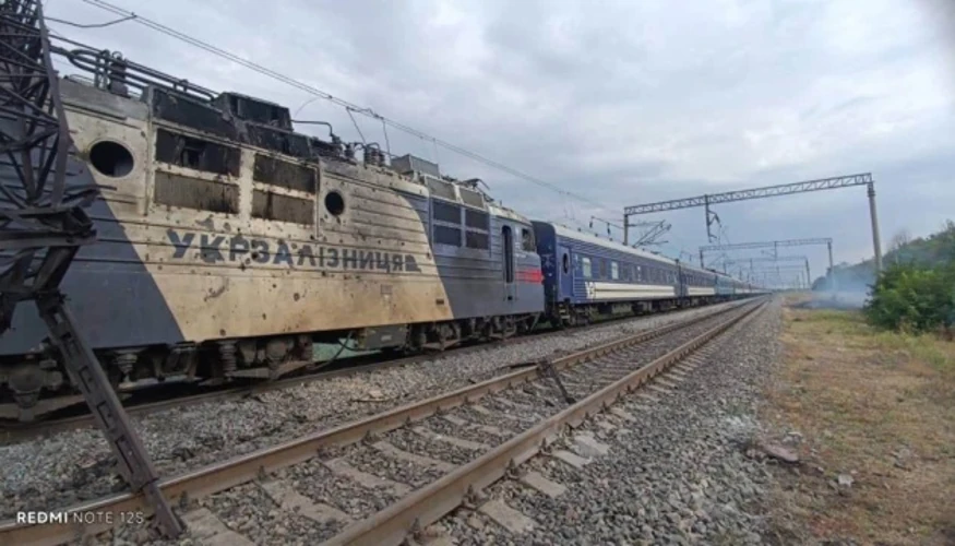 Повторний удар по цивільному потягу на Одещині: чим це небезпечне для пасажирів