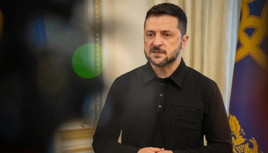Зеленський заявив про зняття заборони на удари по російських НПЗ