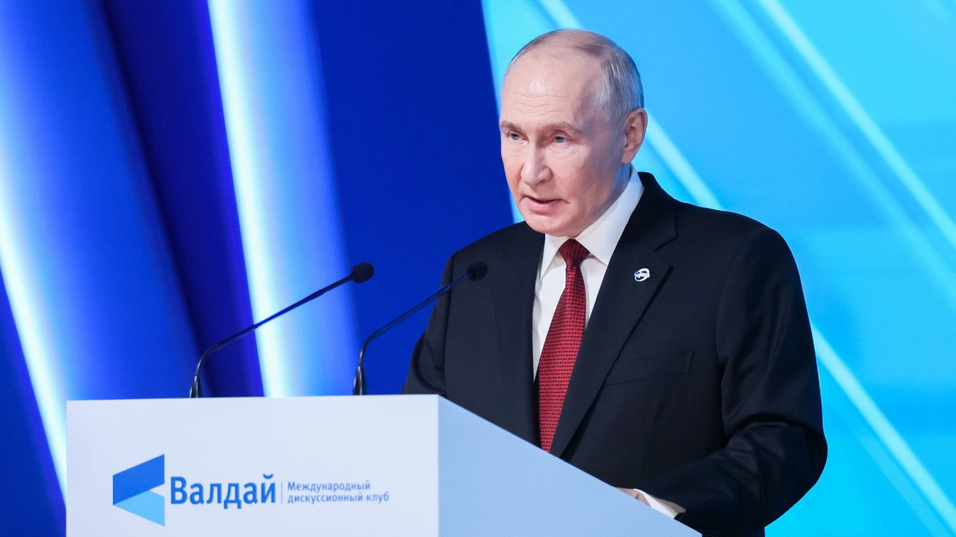 Путін на «Валдаї» відкинув ідею взаємних обмежень ударів з Україною